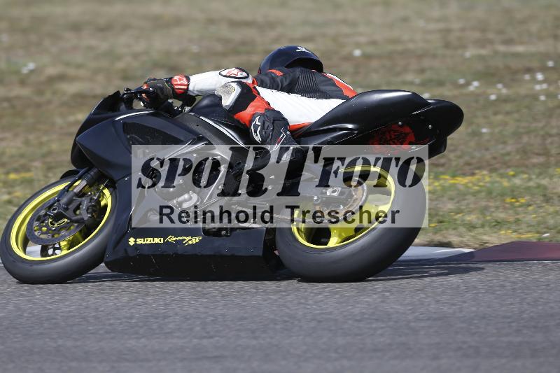 /37 09.08.2026  Pluess Motosport ADR/Freies Fahren/432